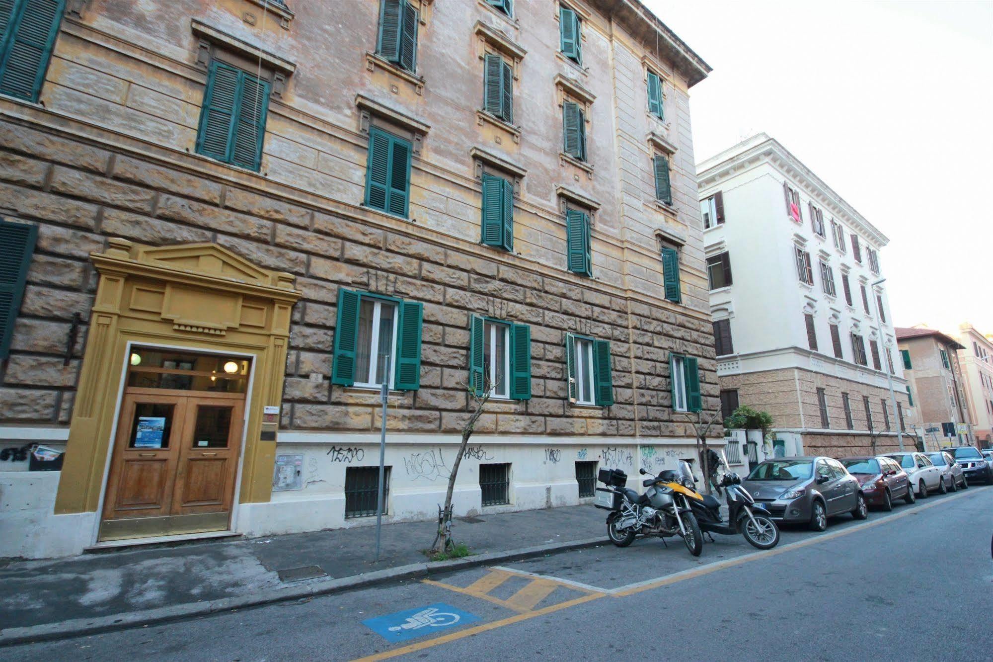 Acomodação com café da manhã  Acb Vaticano