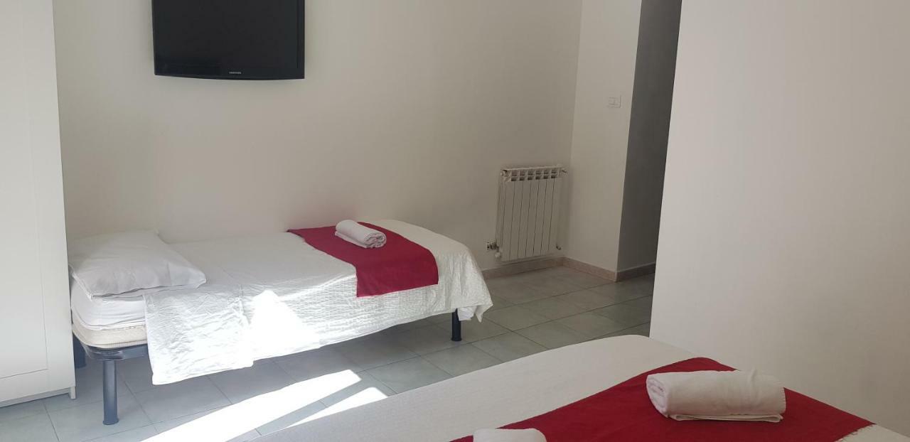 Friend House Rome