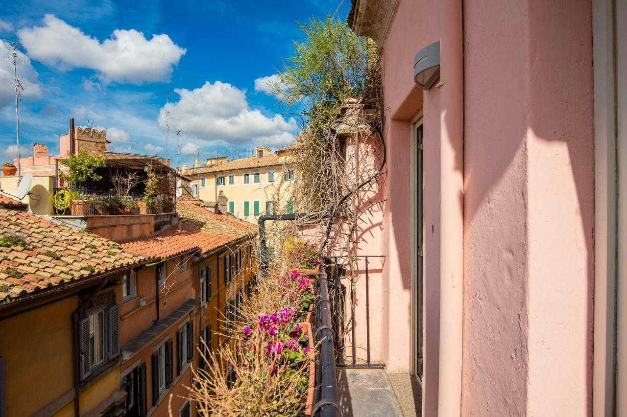 Via Degli Ibernesi In Rome