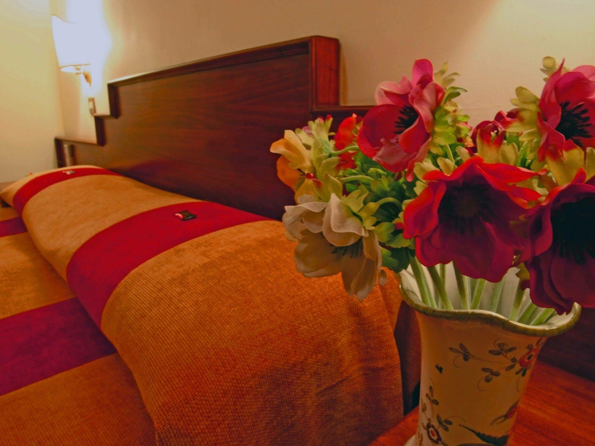 Al Colonnato Di San Pietro Bed & Breakfast Rome