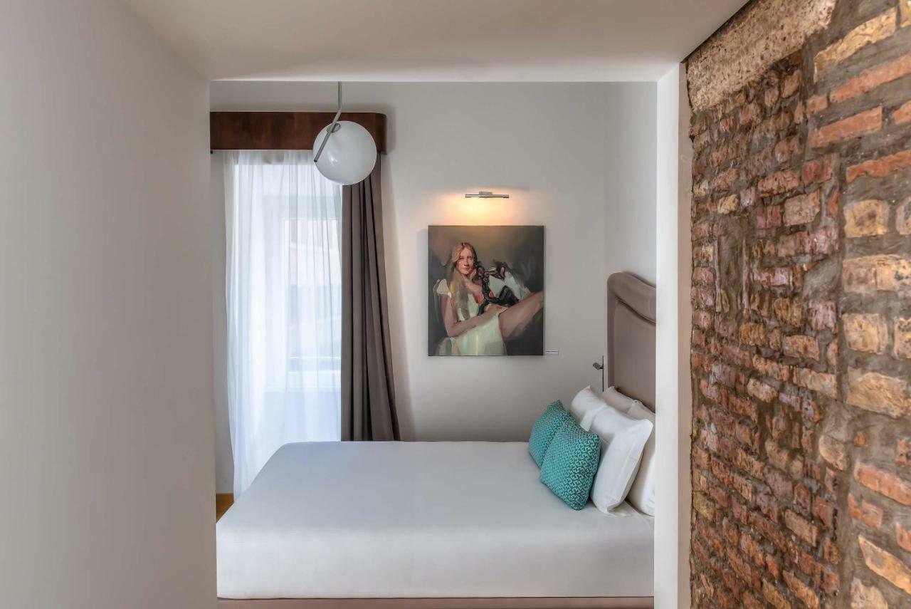 Relais Rione Ponte Rome