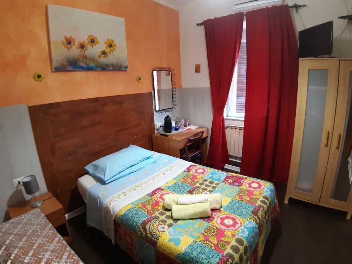 Vecchia Bed & Breakfast *