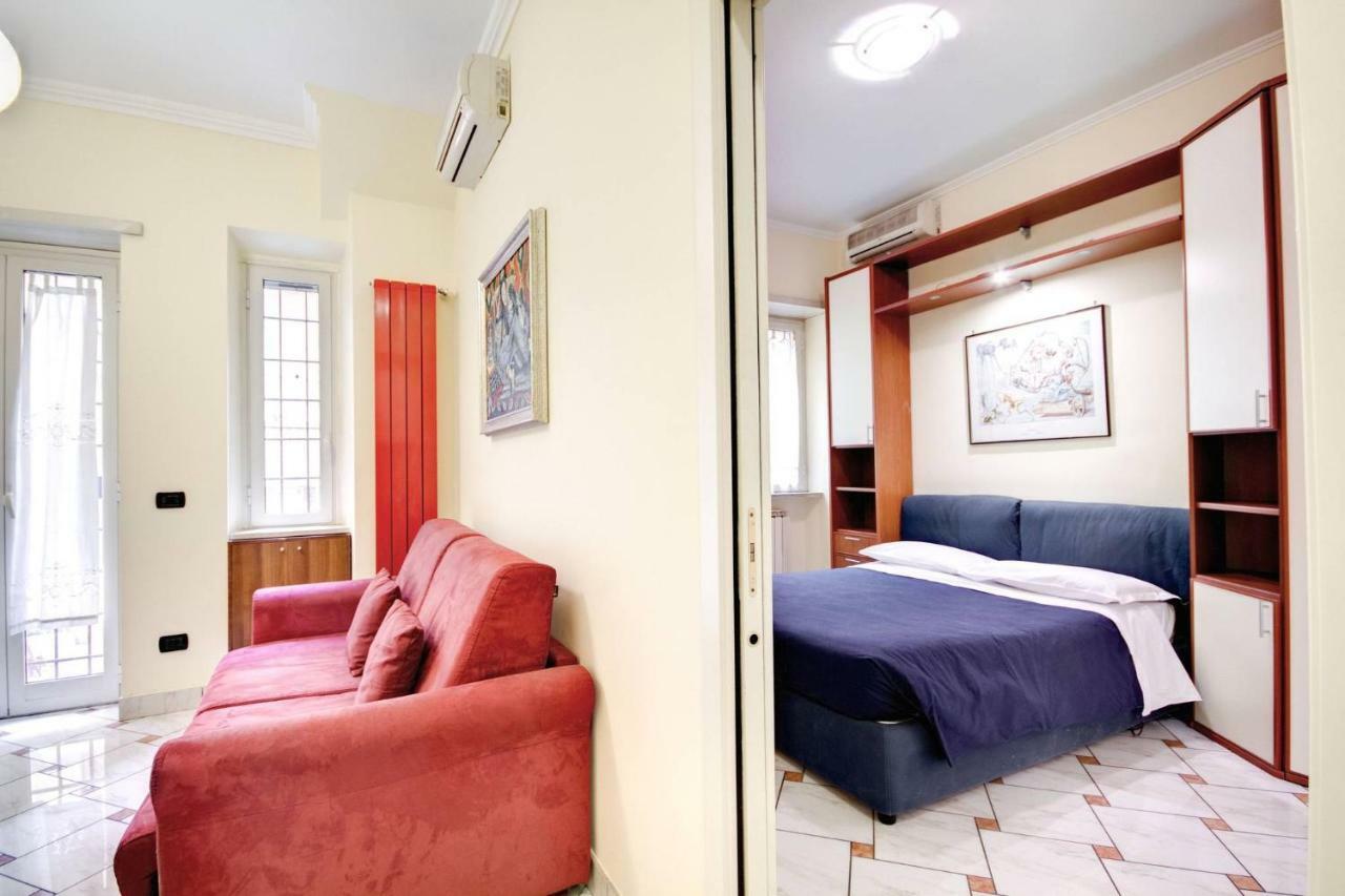 Apartment Azalea/ Colosseo 35 Euro For P Rome