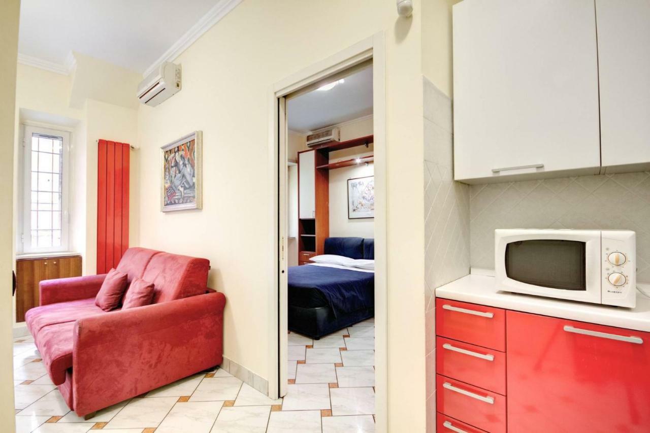 Azalea/ Colosseo 35 Euro For P Apartment