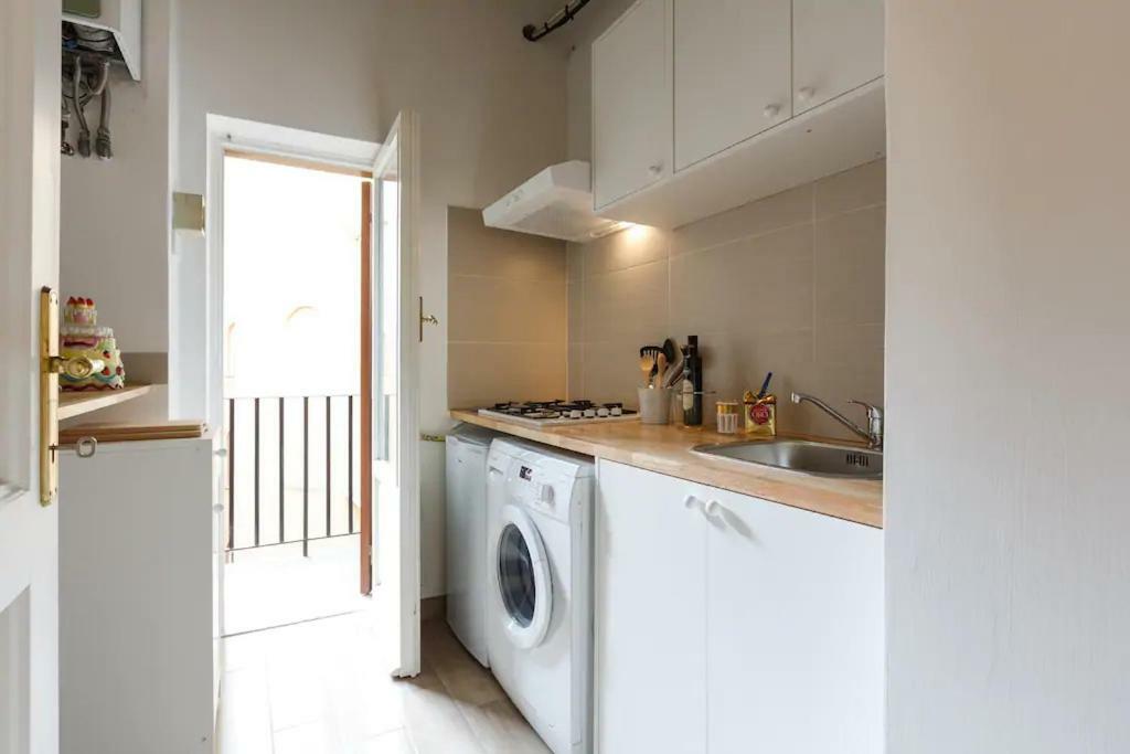 Holidays At Charme Apartment *