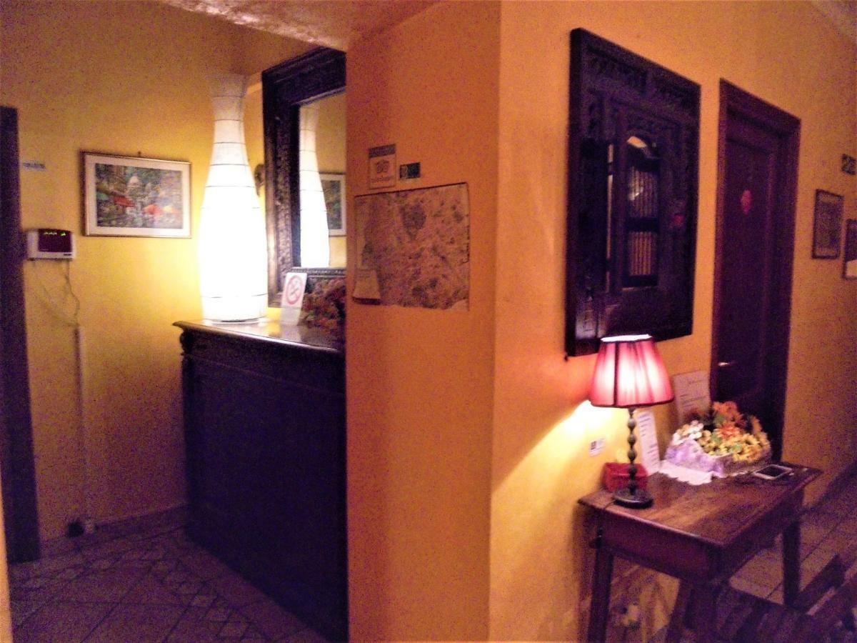 Couette-café Max House
