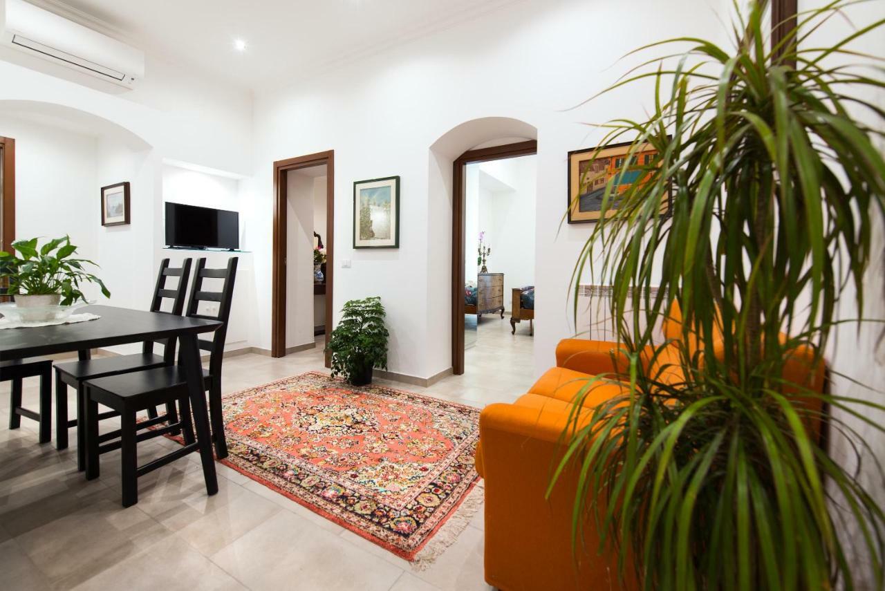 Circus Maximus N 1-at 400m Metro Appartement *