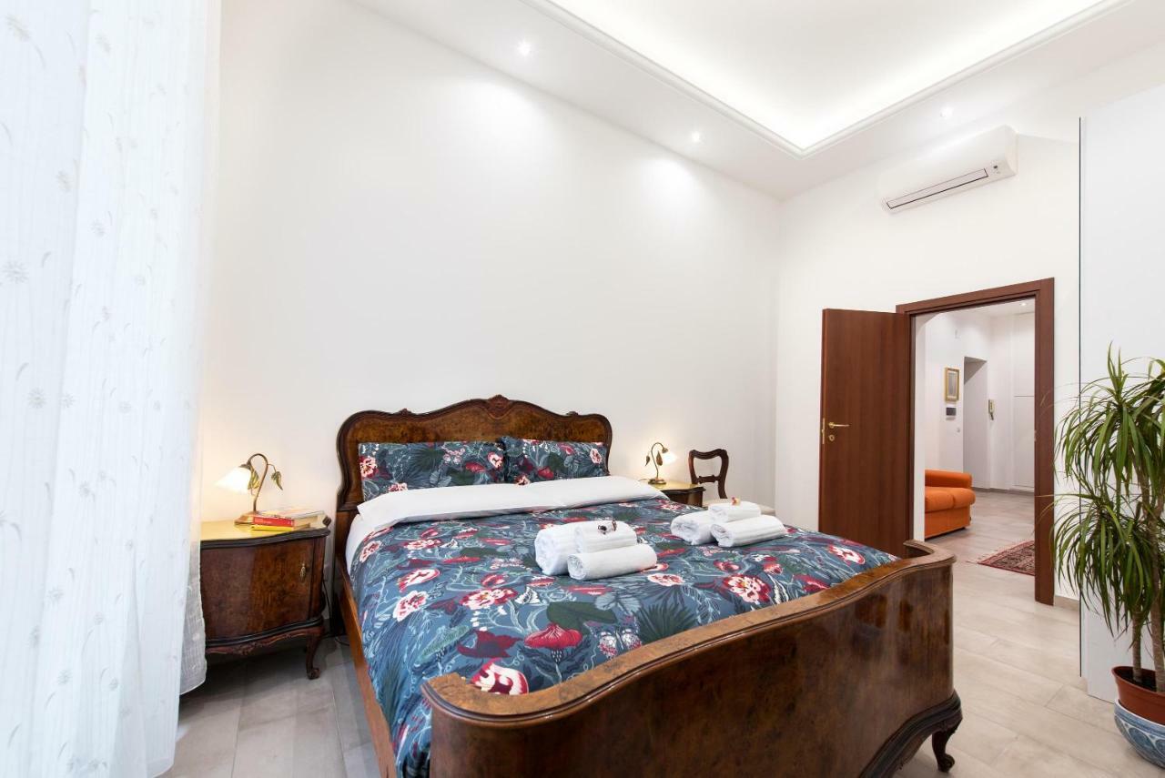 Circus Maximus N 1-at 400m Metro Apartment *