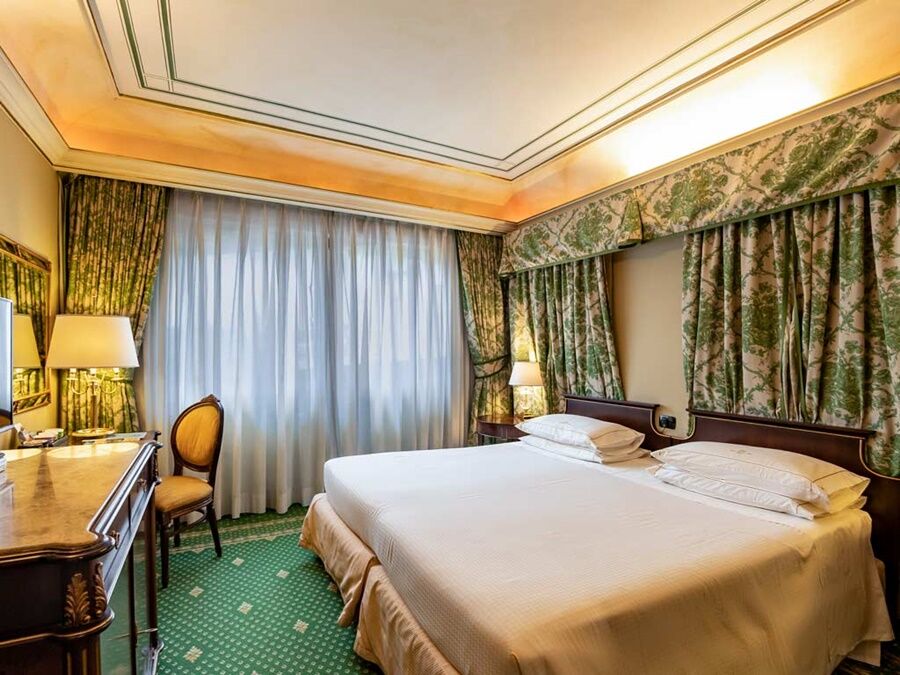 Hotel River Chateau 4*