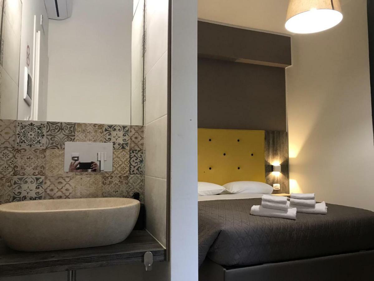 Couette-café Borgonove Rome