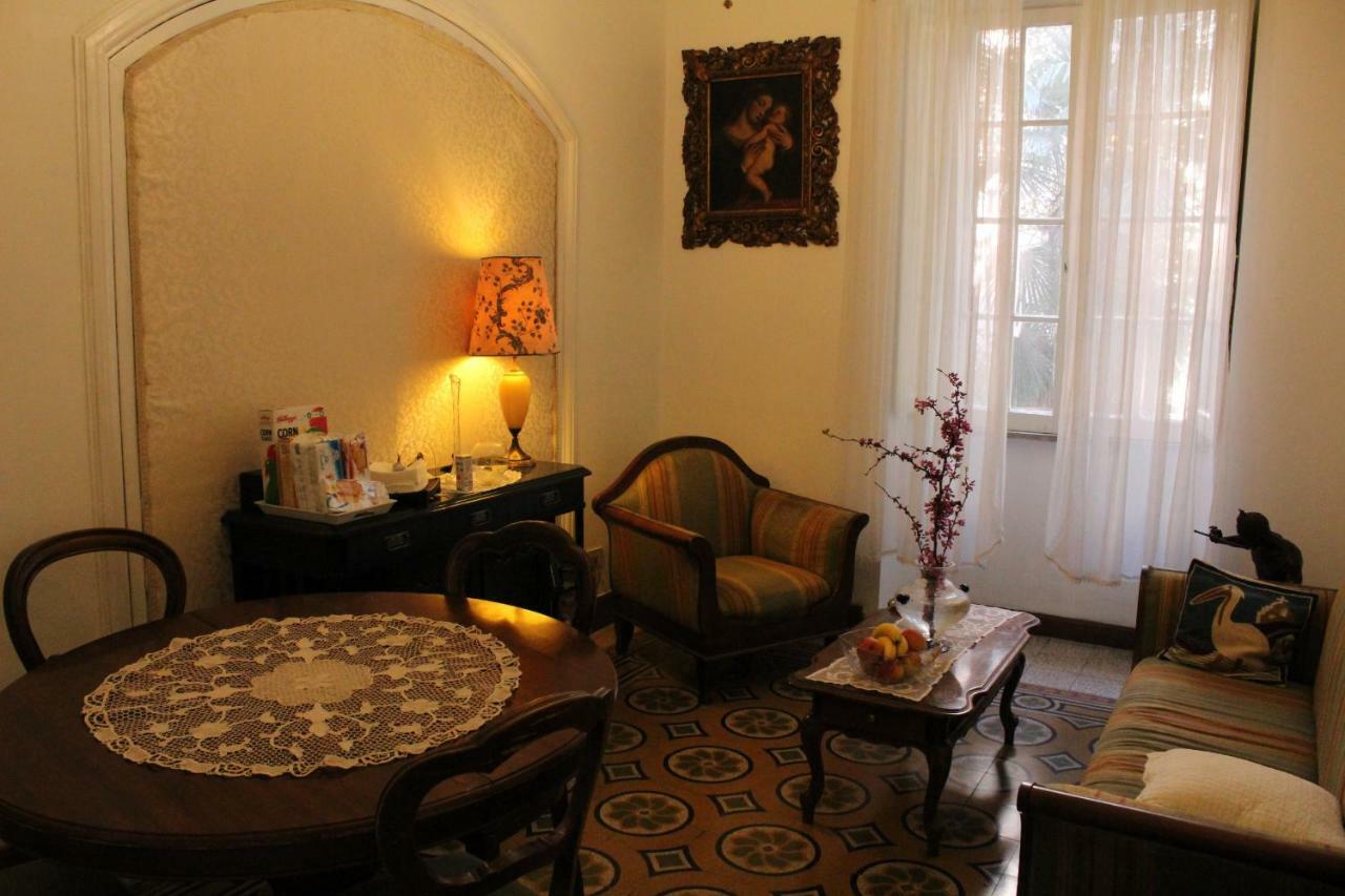 Agnes Bed & Breakfast *