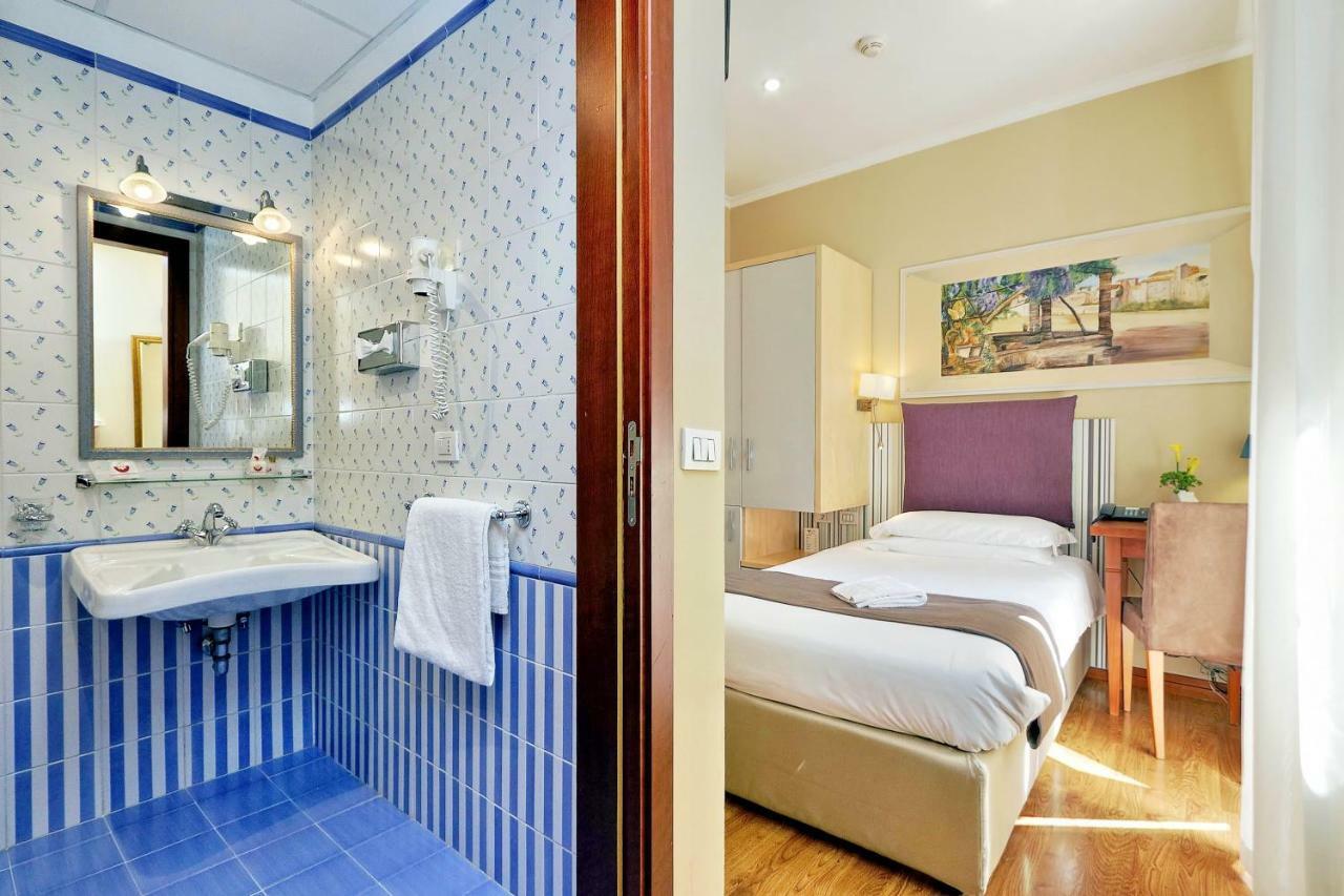 Camelia Hotel 3*
