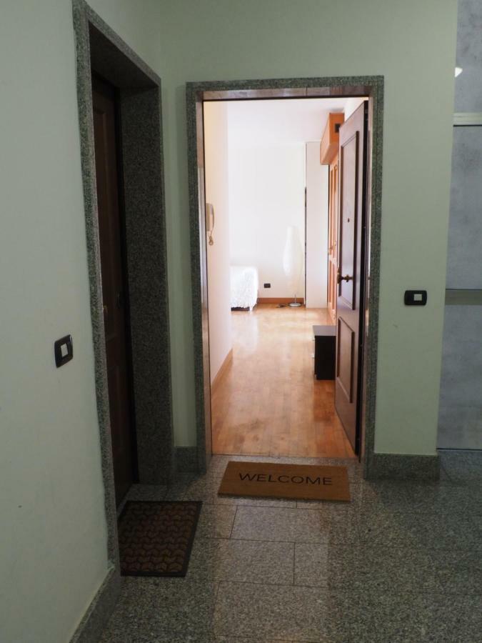 Porta Di Apartamento Roma