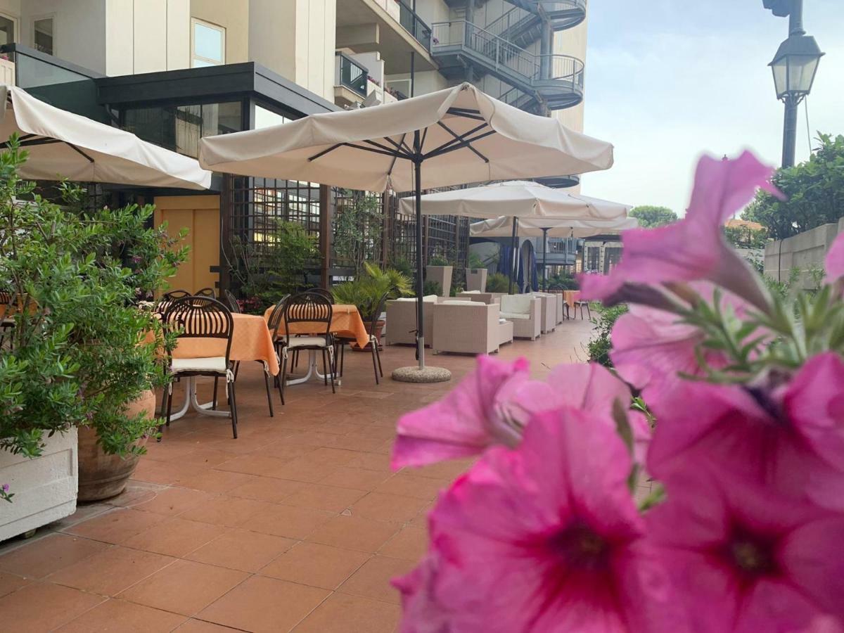 Pineta Palace Hotel 4*