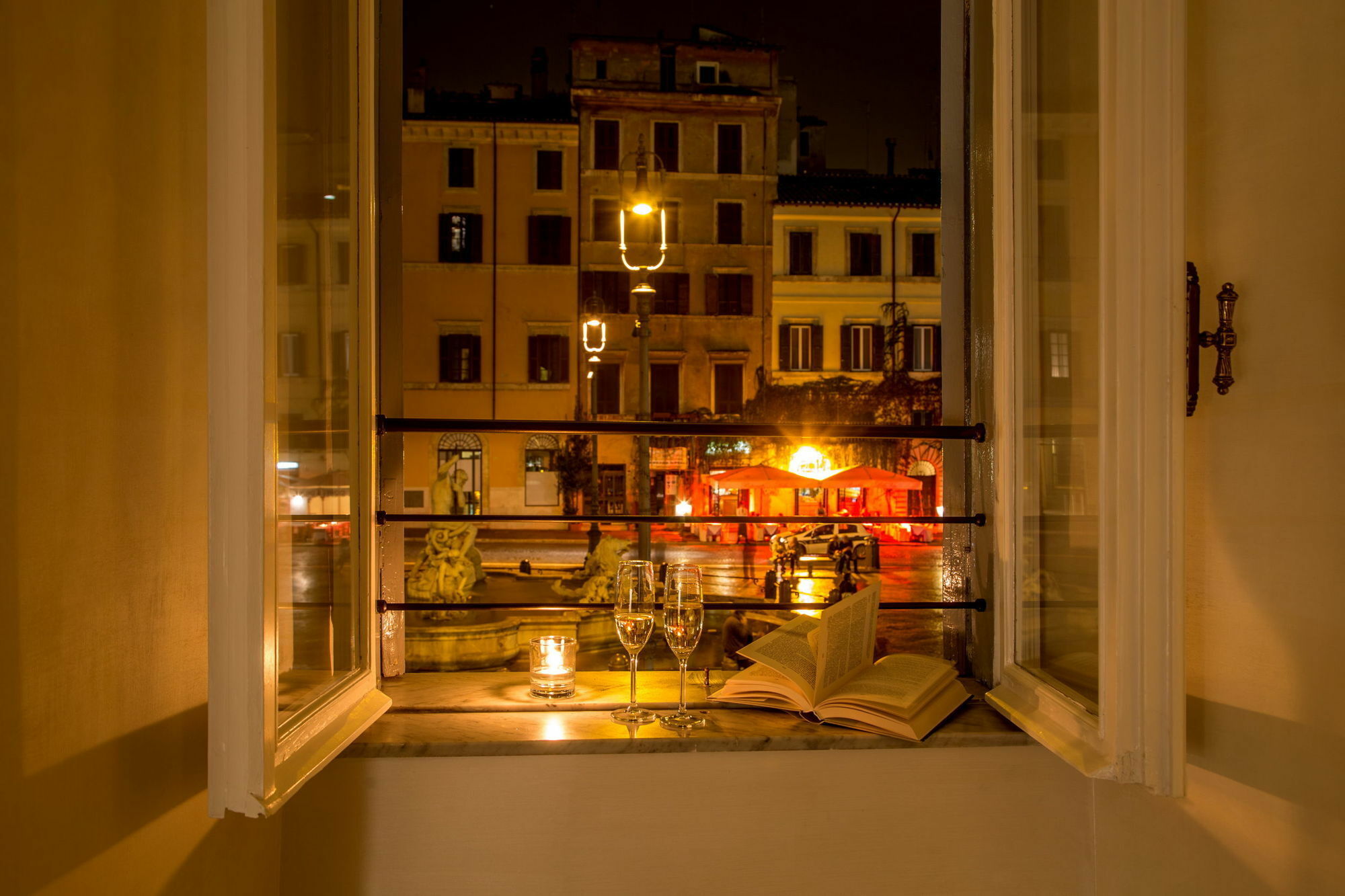 Palazzo De Cupis - And View
