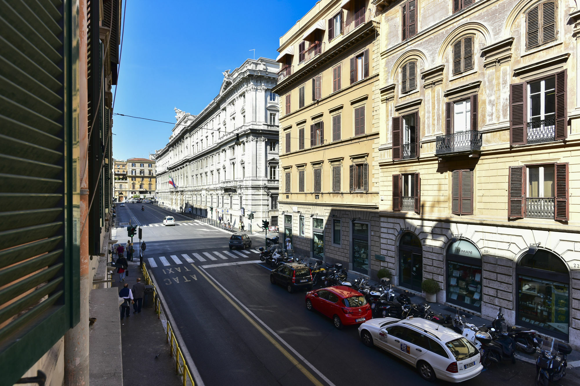 Acomodação com café da manhã  Relax Roma