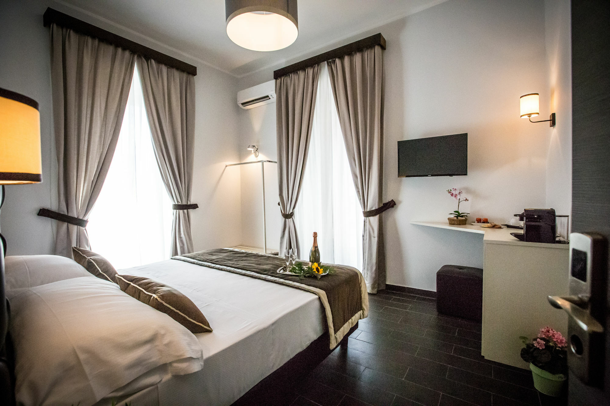 San Pietro Leisure And Luxury 4*