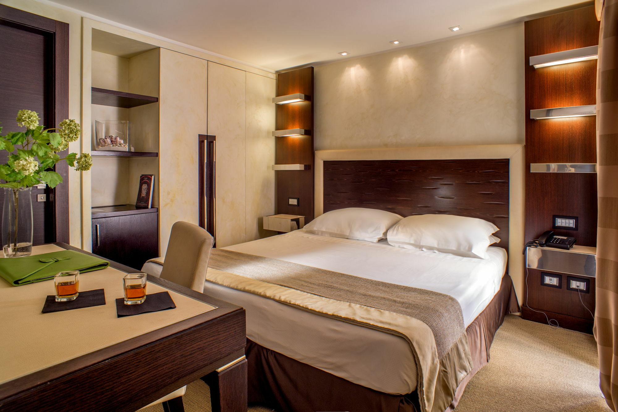 Les Fleurs Luxury House Guest house 3*