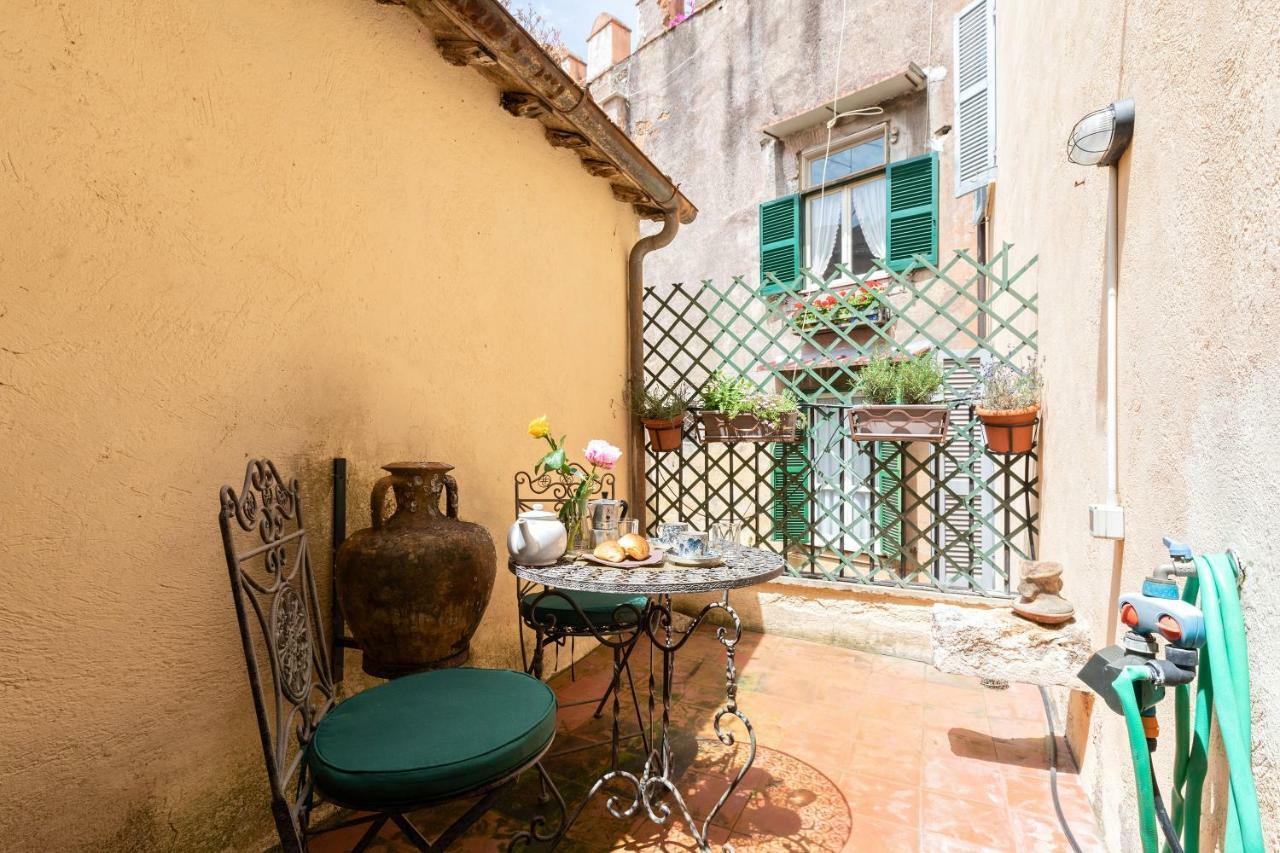 As Feel - Vetrina Terrace * Roma