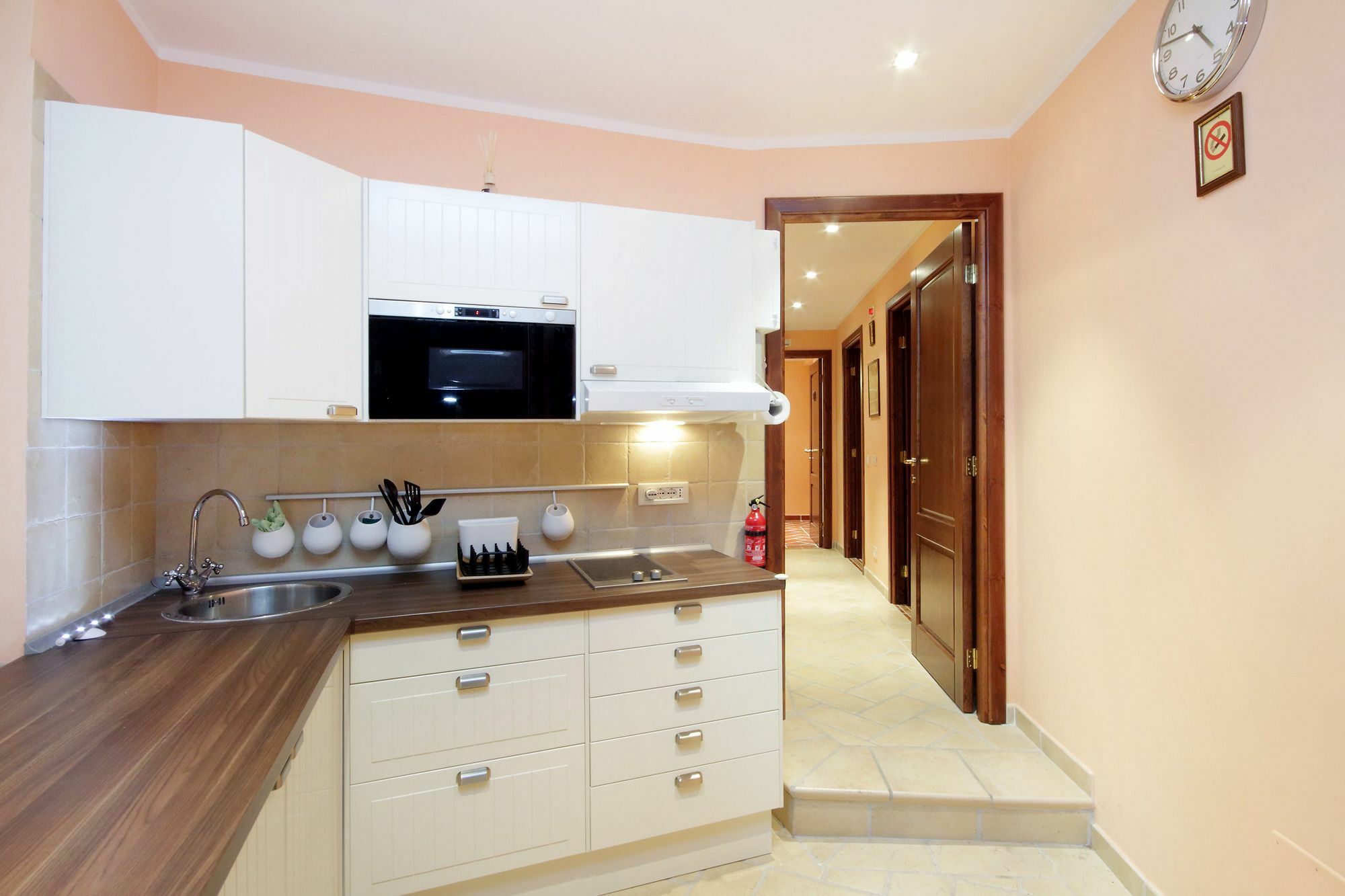 Lillihouse Guest house 2*