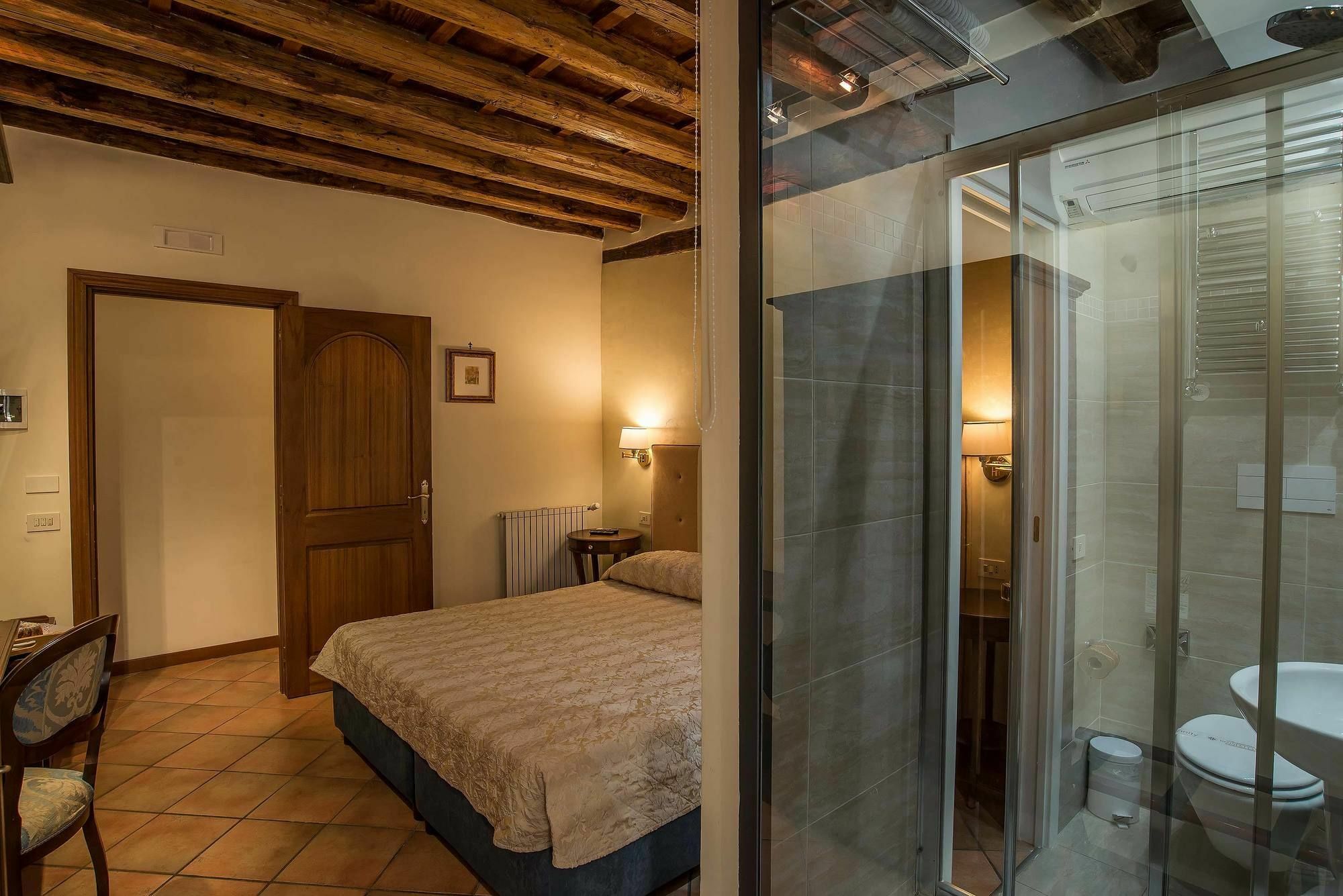 Affittacamere Le Clarisse Trastevere 3*