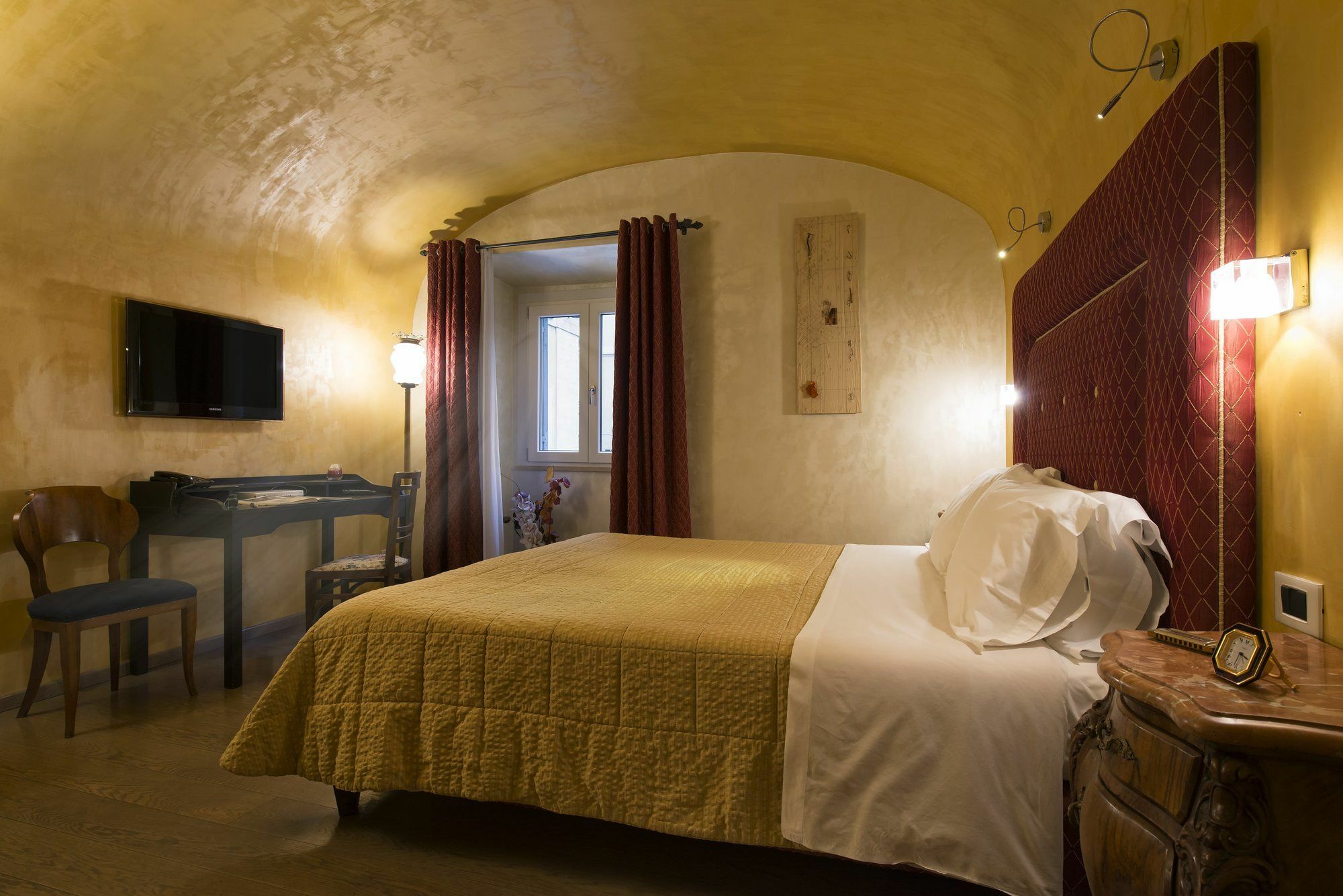 Relais Maddalena 3* Rome