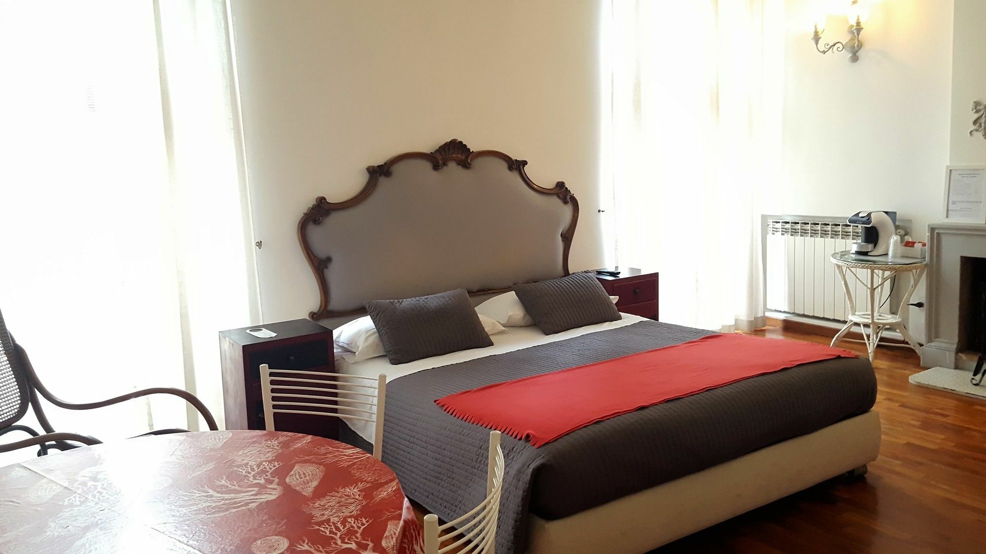 Spanish Step Apartment Rome