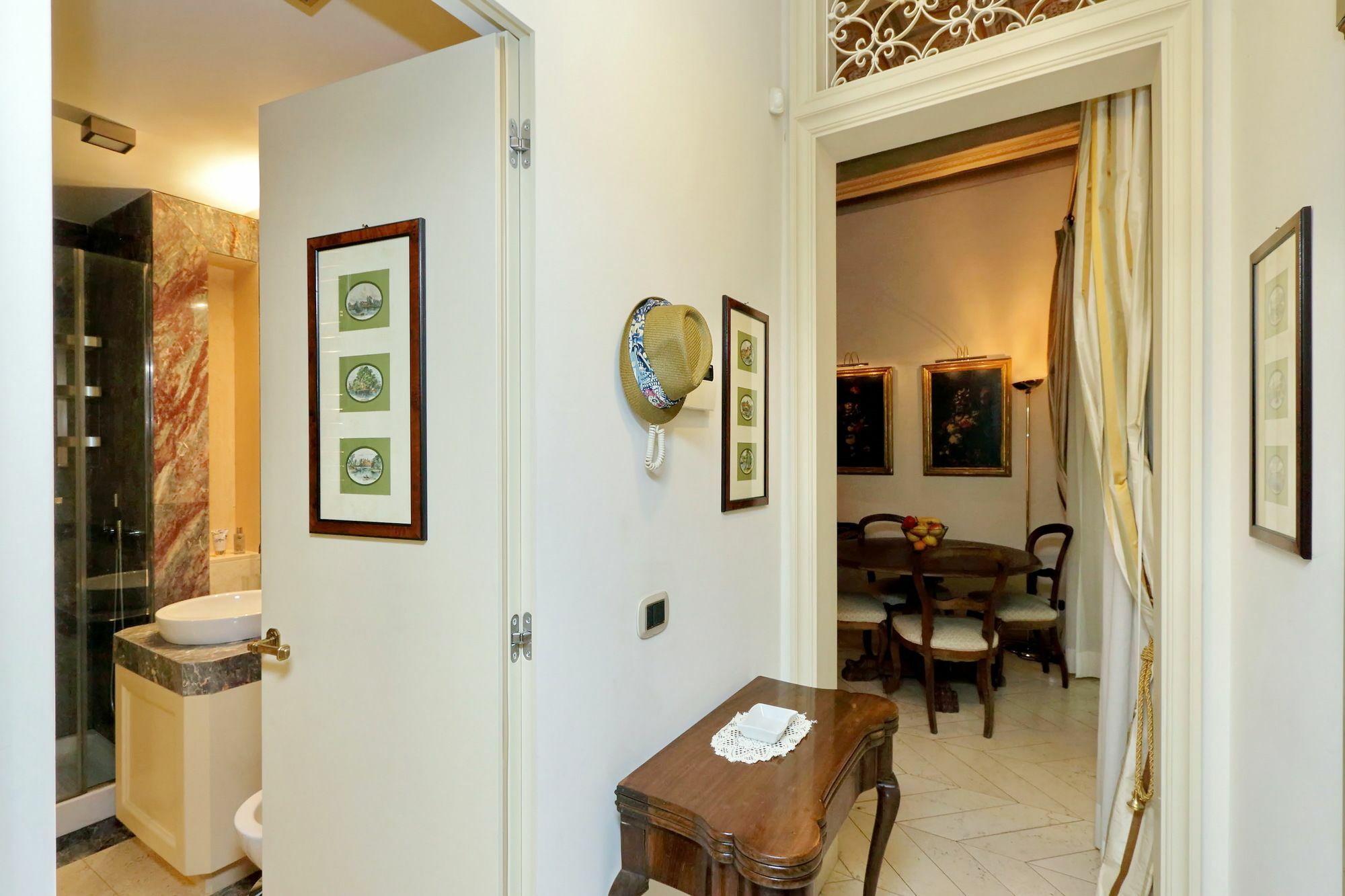 Unique Spanish Steps Appartement