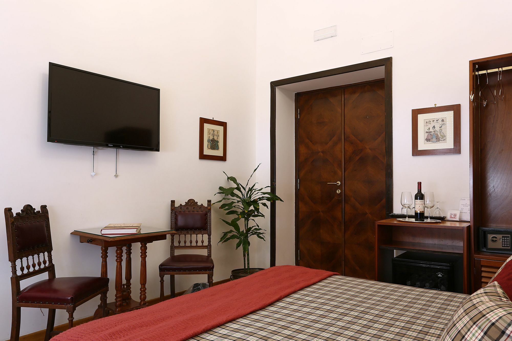 Houspitality Caesar Bed & Breakfast