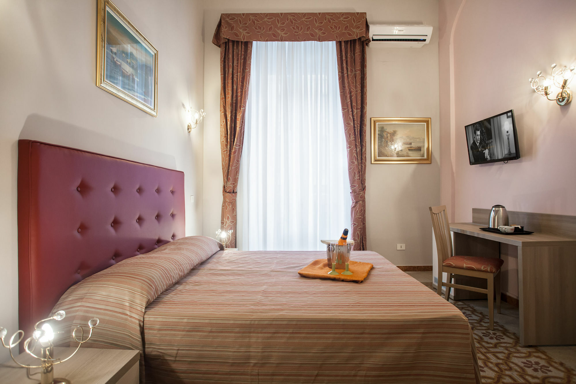 Domus Napoleone Gasthuis 3*