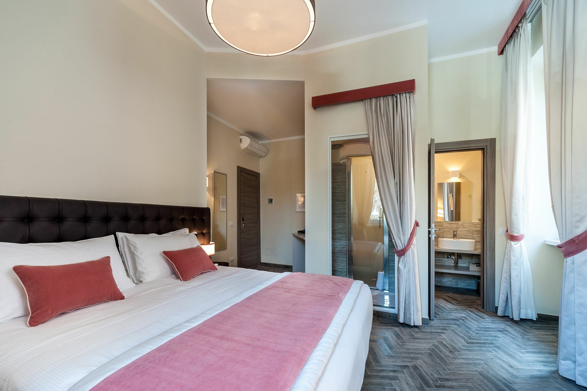 Casa de hóspedes Foro Luxury 3*
