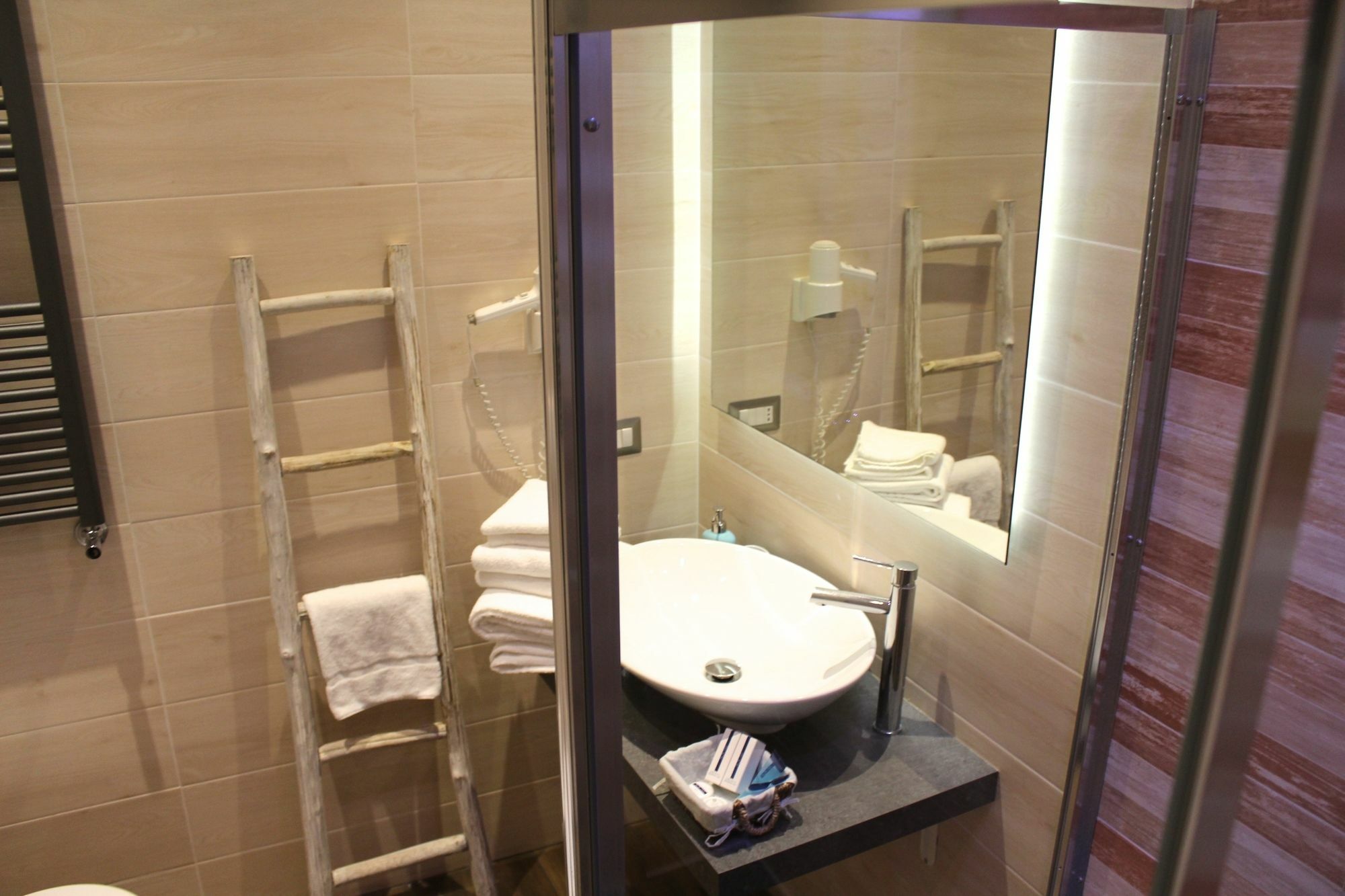 Roman Royal Guest house 2*