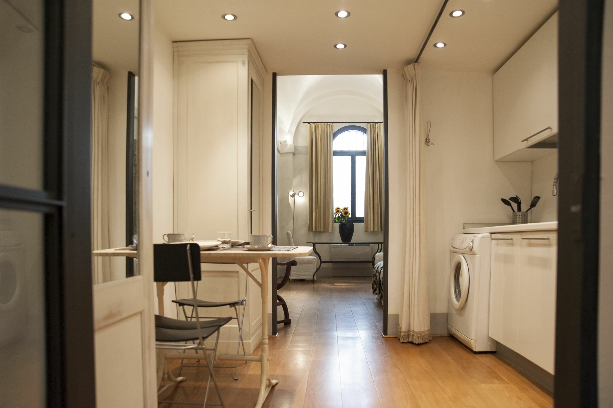 Magenta Collection Specchi Holiday home Rome