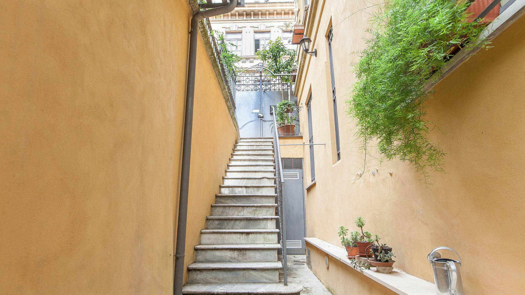Appartement In Ghetto Garden Rome