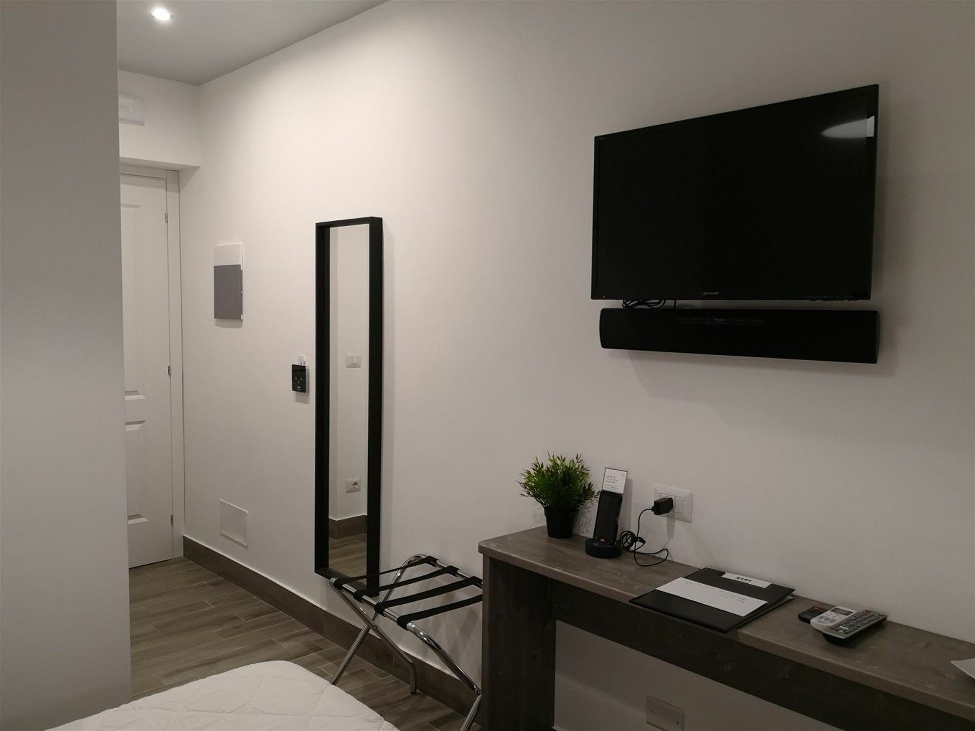 Guest house Clementi 18