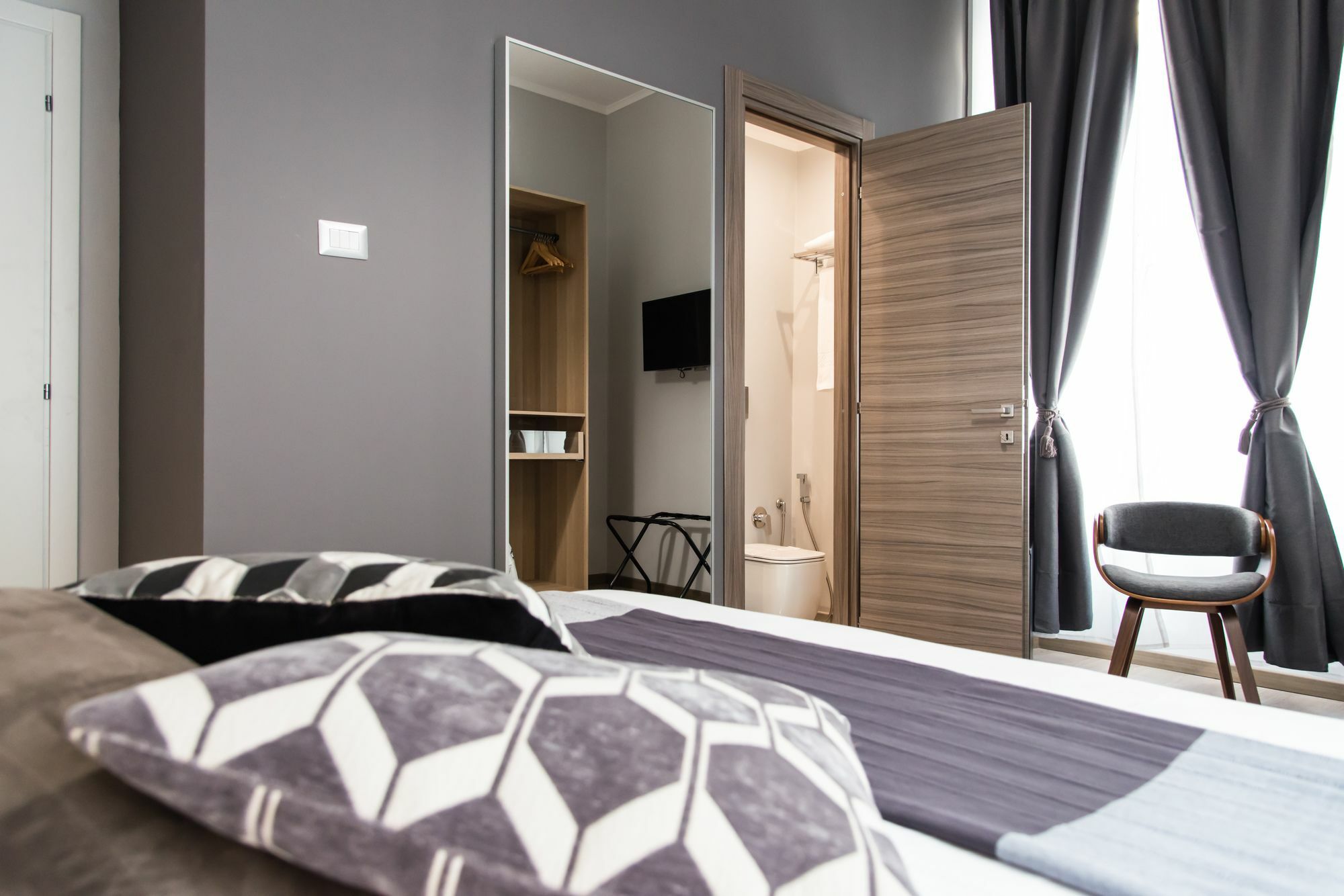 Guest house Clementi 18 2*