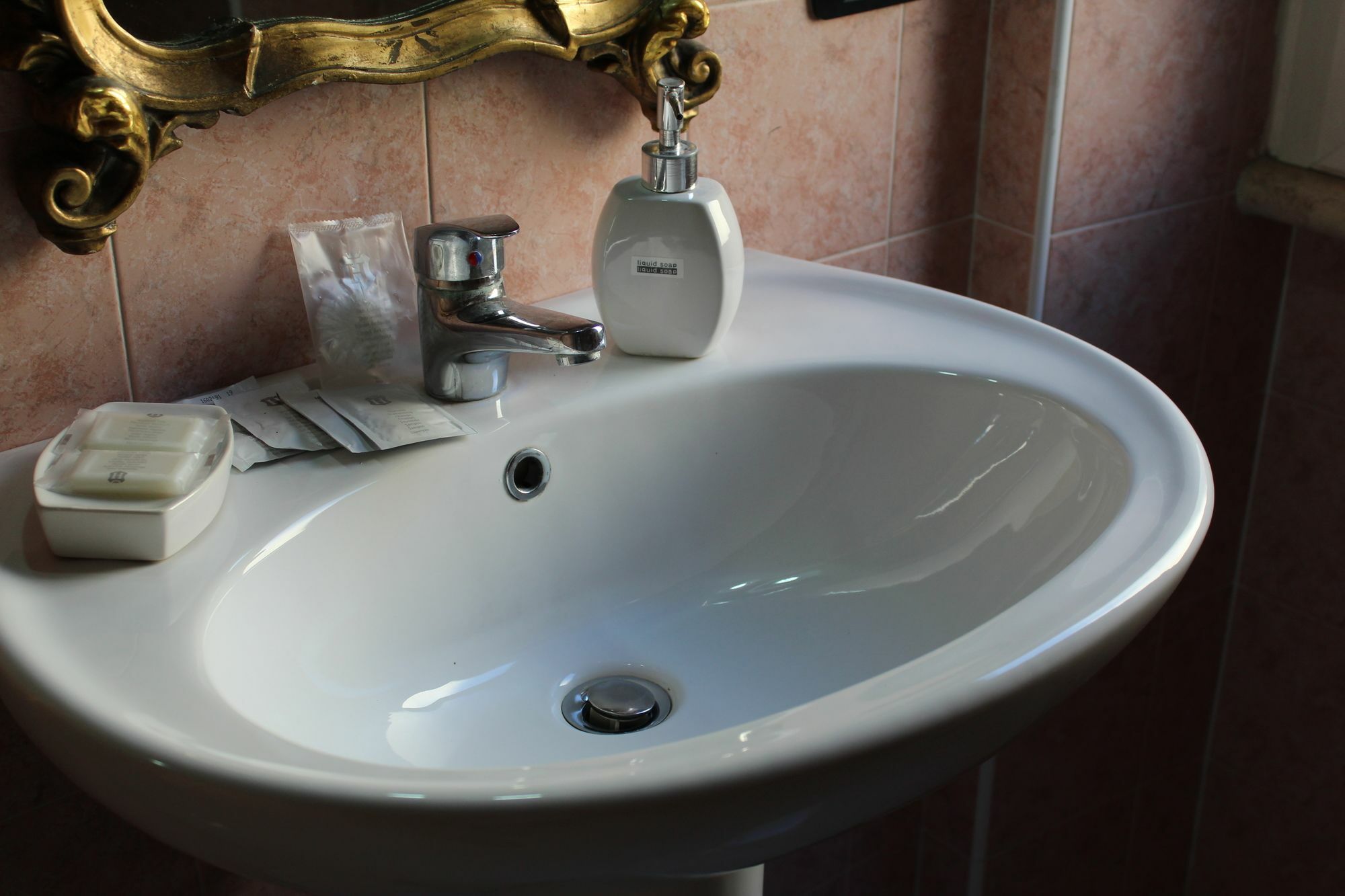 Suites Holiday Rooms