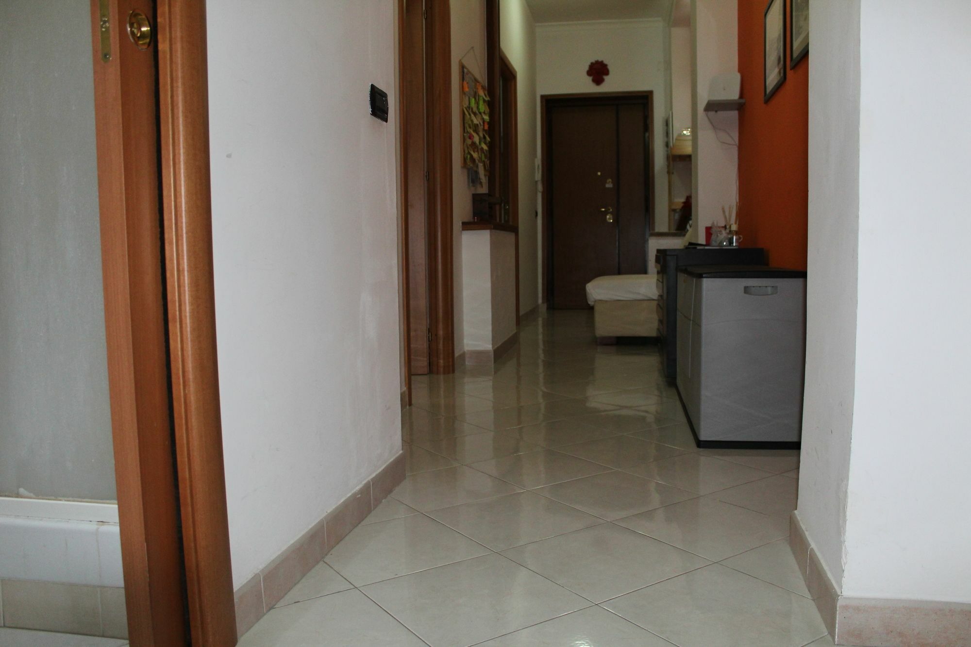 Guest house Suites Holiday Rooms *