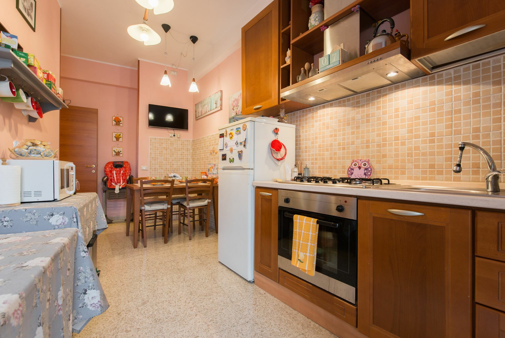 Pane, E Cortesia Bed & Breakfast Rome