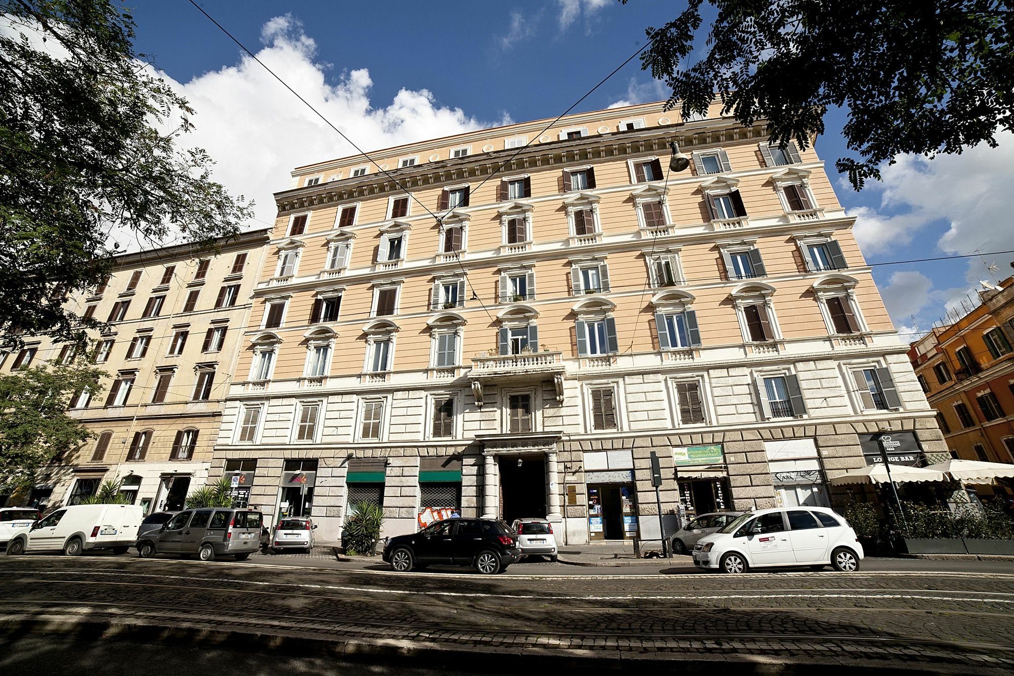 Roman Holidays Guest house 2*