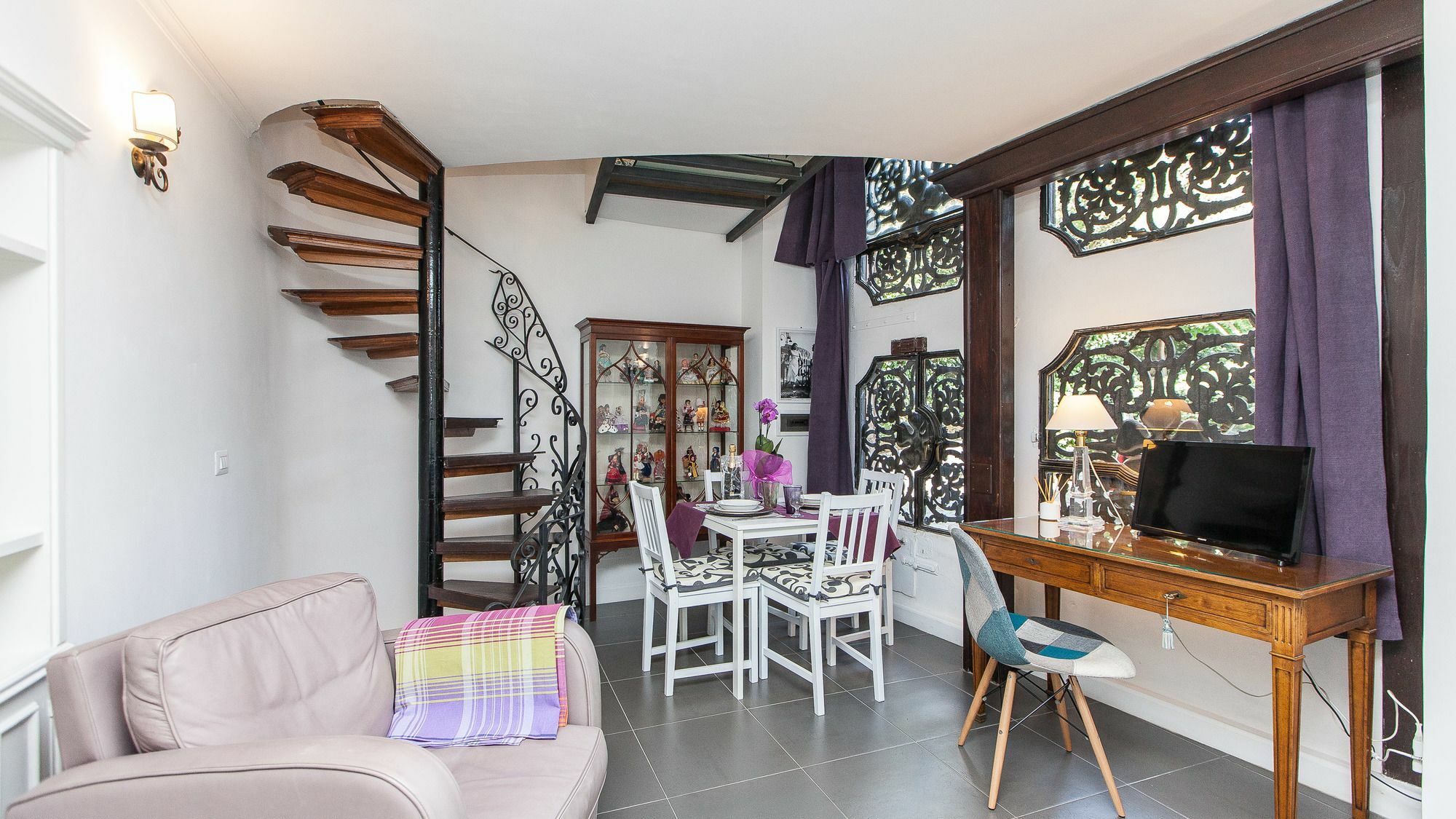 Rental In Rome Teatro Marcello Apartment