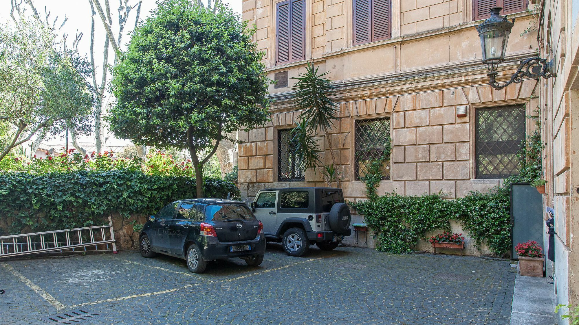 Rental In Rome Teatro Marcello * Rome