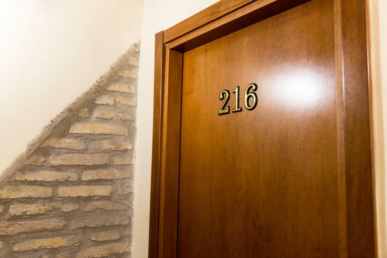 Hotel Palestro Palace