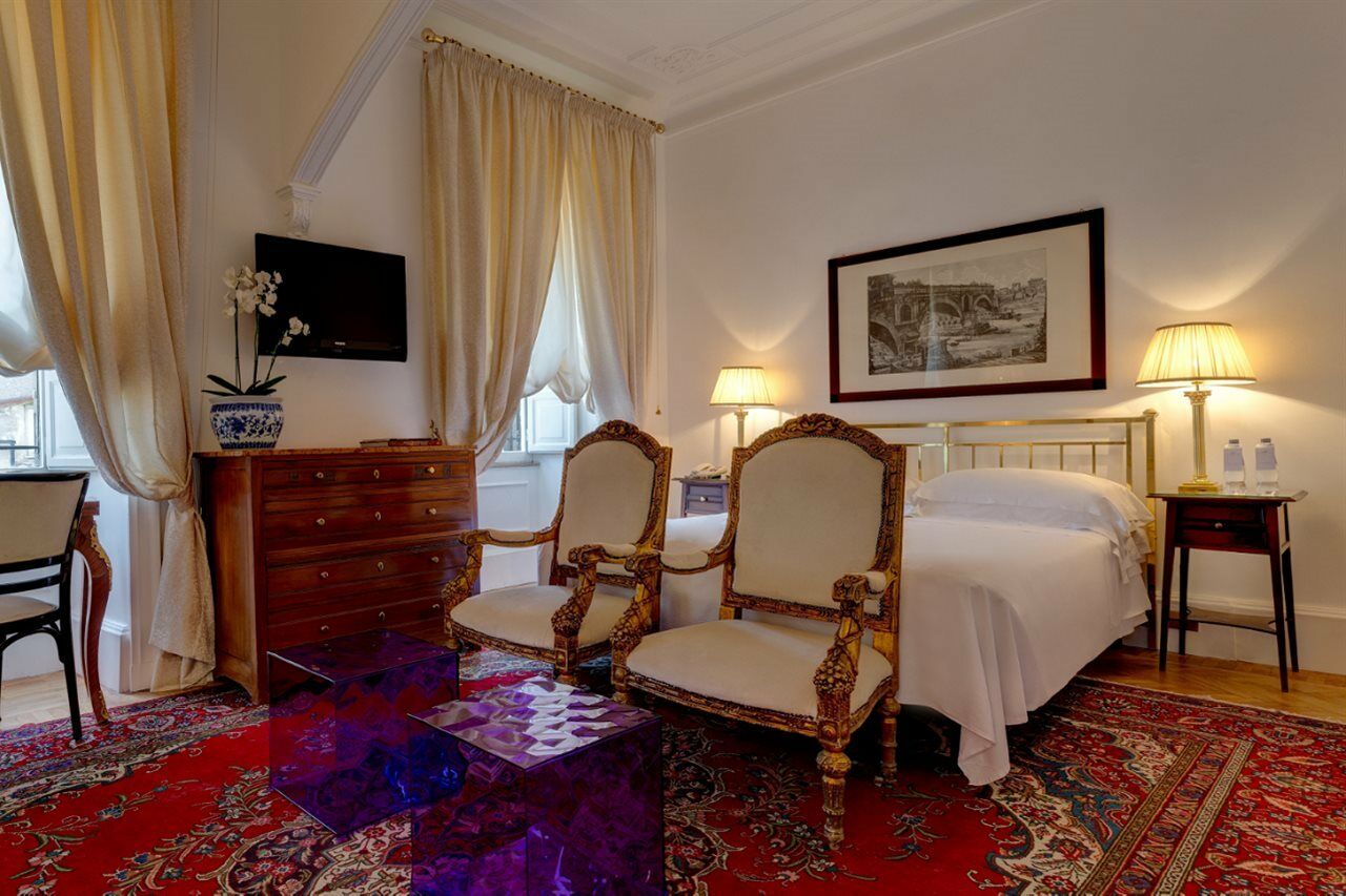 Grand Plaza Hotel