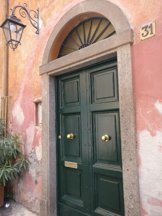 Scent Of Trastevere * Rome