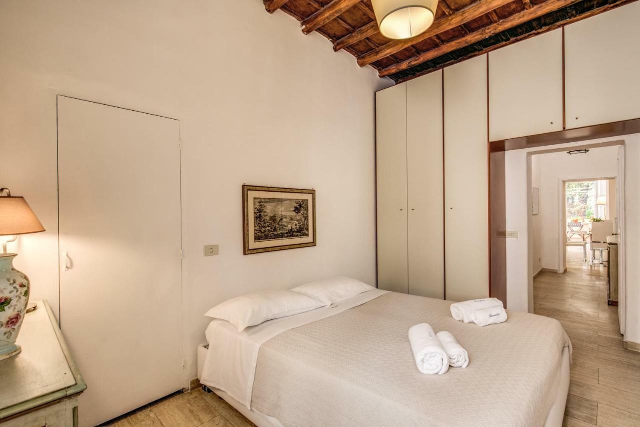 O Casa Fienaroli 2 *