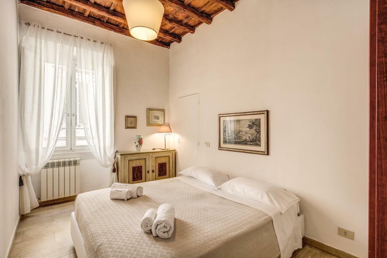 O Casa Fienaroli 2 *