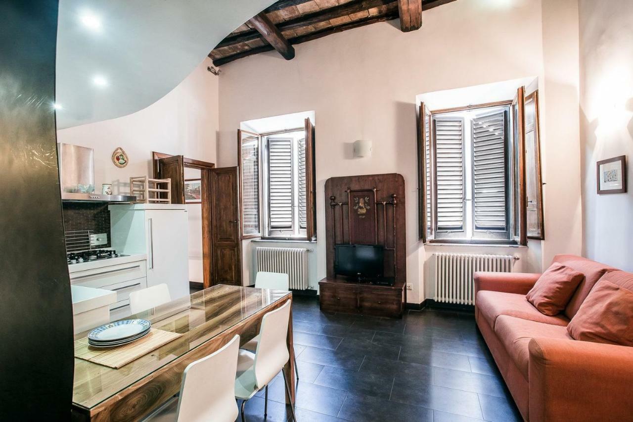 Appartement In Front Of Coliseum *