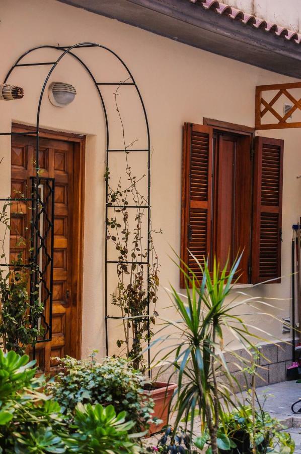 Claudia's At Vatican Appartement *