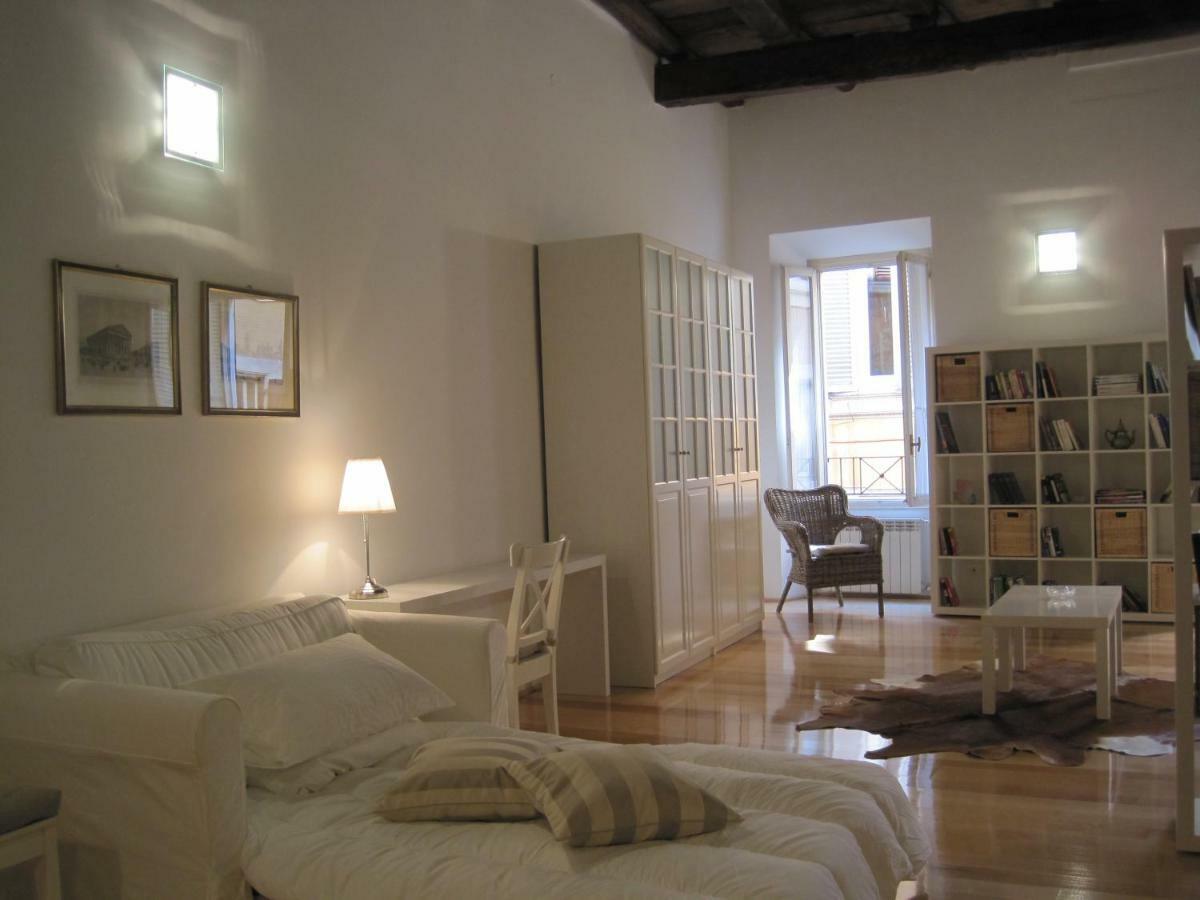 Domus Nymphae - Qr10366 * Roma